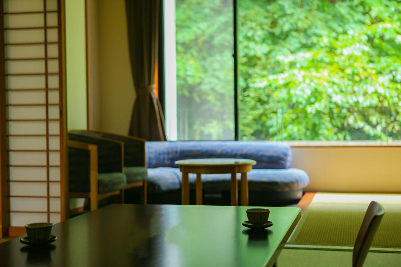 Ooedo Onsen Monogatari Ikaho Hotel Shibukawa Buitenkant foto